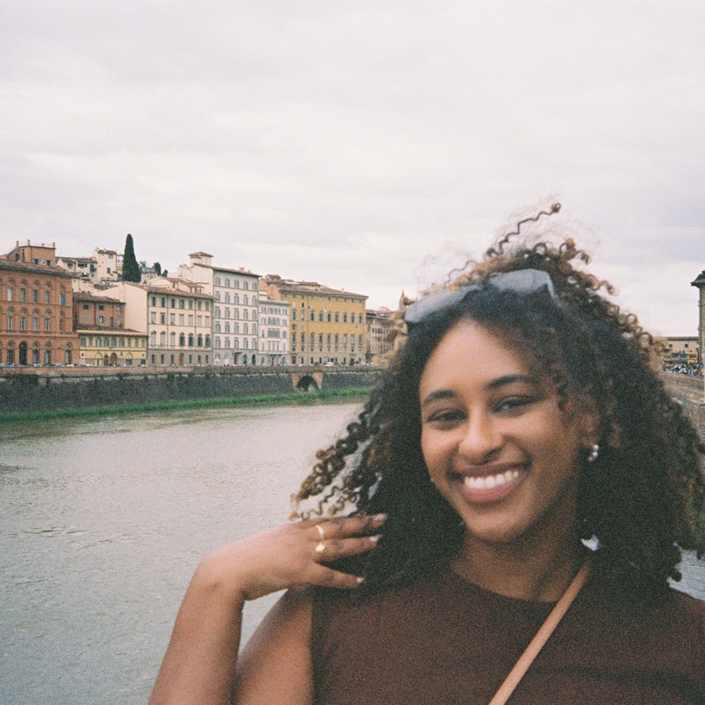 Meet your Posher, Abbee